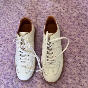 Beckett Simonon White Leather Sneakers